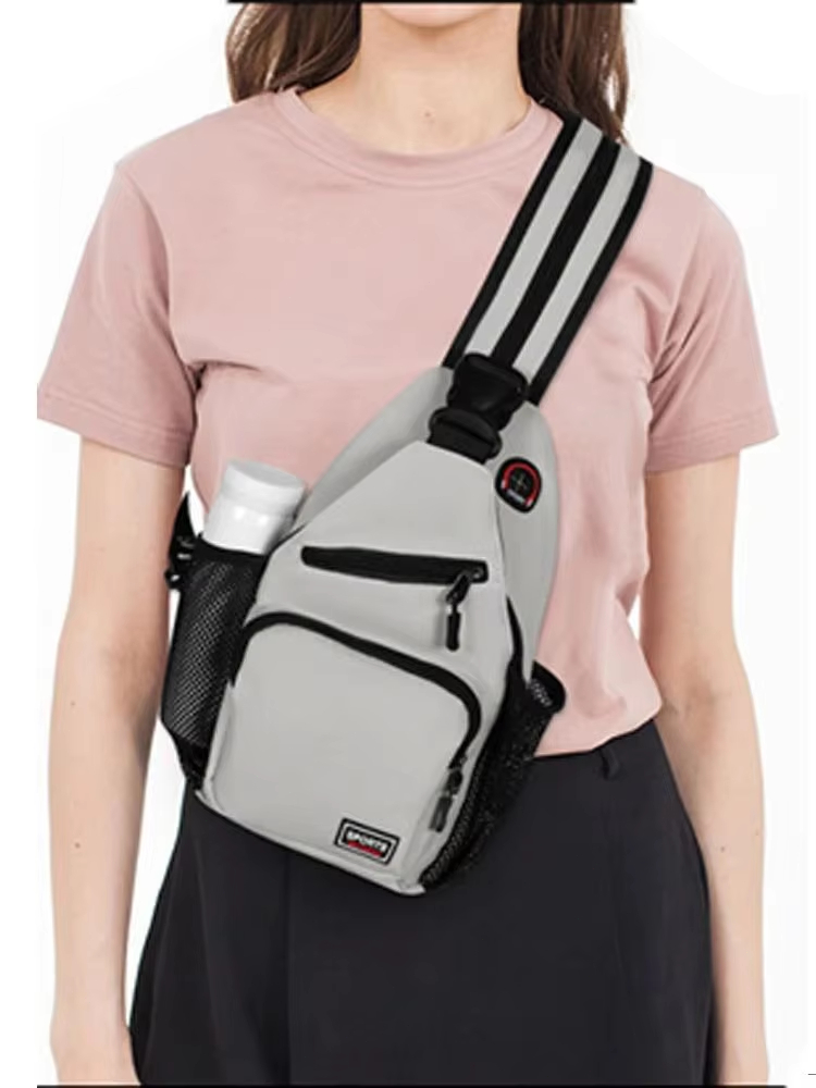 Multi-pocket Casual Chest Bag  - Sling Backpack Shoulder のレビューと価格