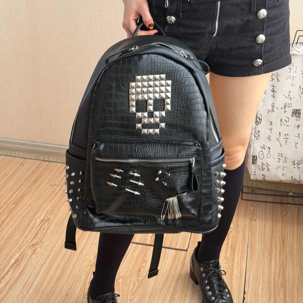 Original Black Crocodile Patte - Fashion Backpack Women のレビューと価格
