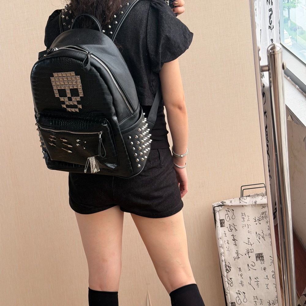 Original Black Crocodile Patte - Fashion Backpack Women のレビューと価格